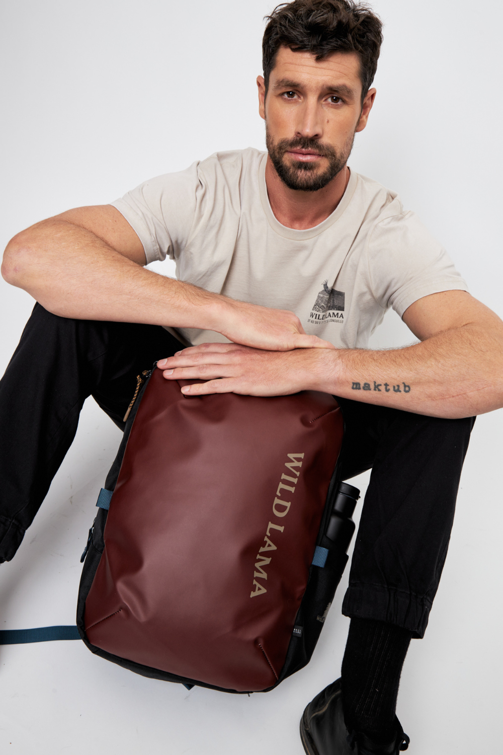 Mochila Travel Nala M Reciclada Burdeo 32 Lts.