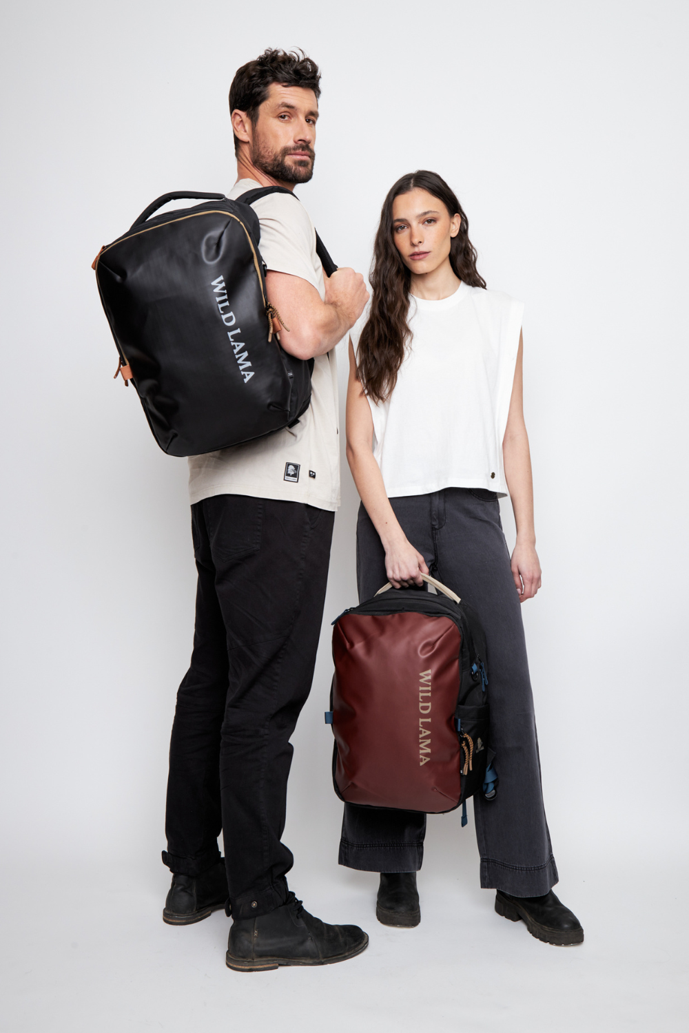 Mochila Travel Nala M Reciclada Burdeo 32 Lts.