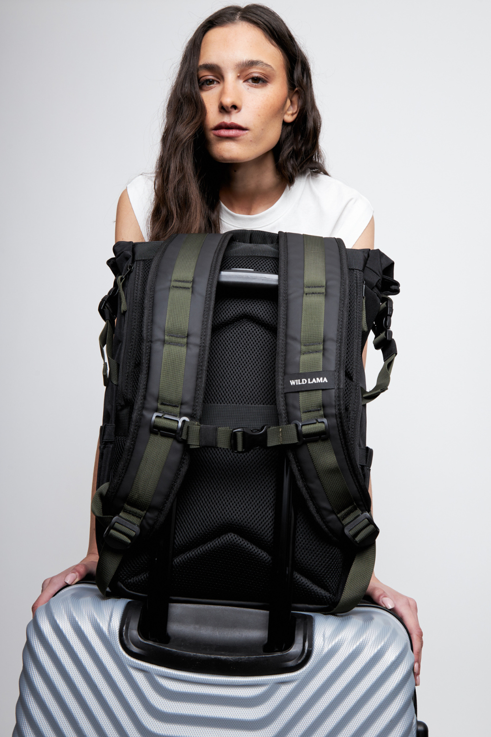 Mochila Travel Oca Reciclada Negra 24 Lts.