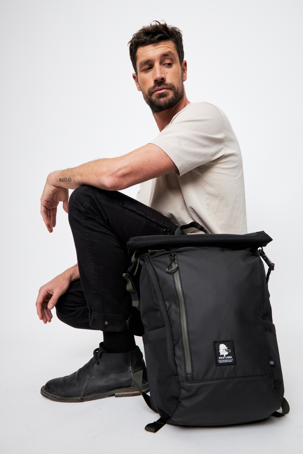 Mochila Travel Oca Reciclada Negra 24 Lts.