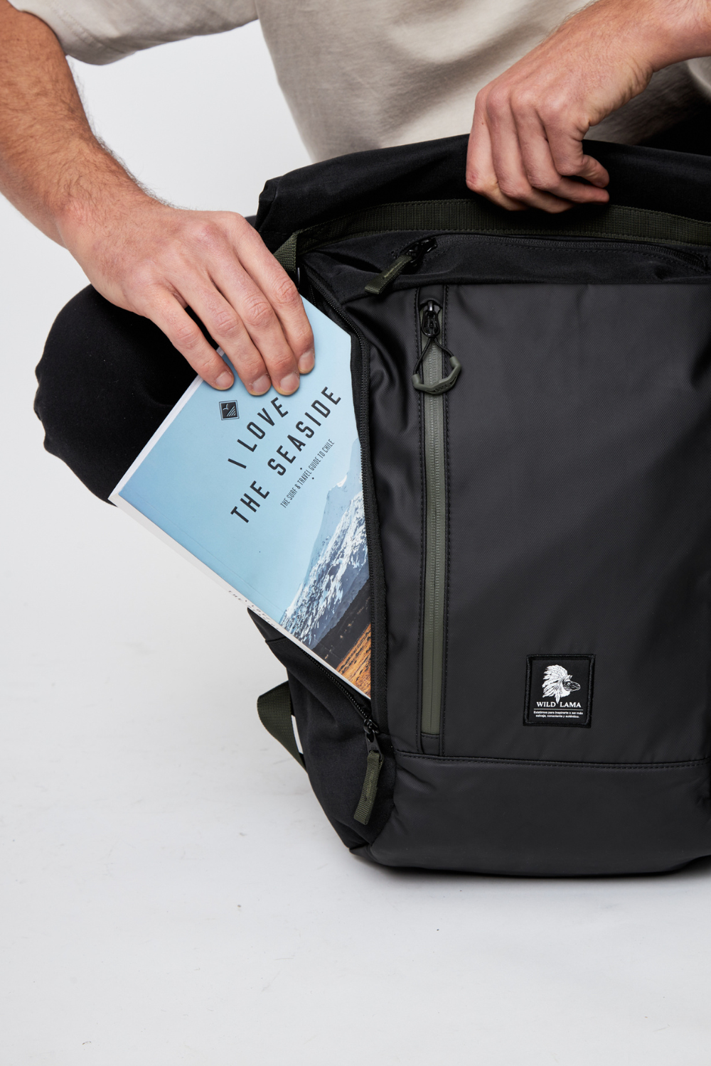 Mochila Travel Oca Reciclada Negra 24 Lts.