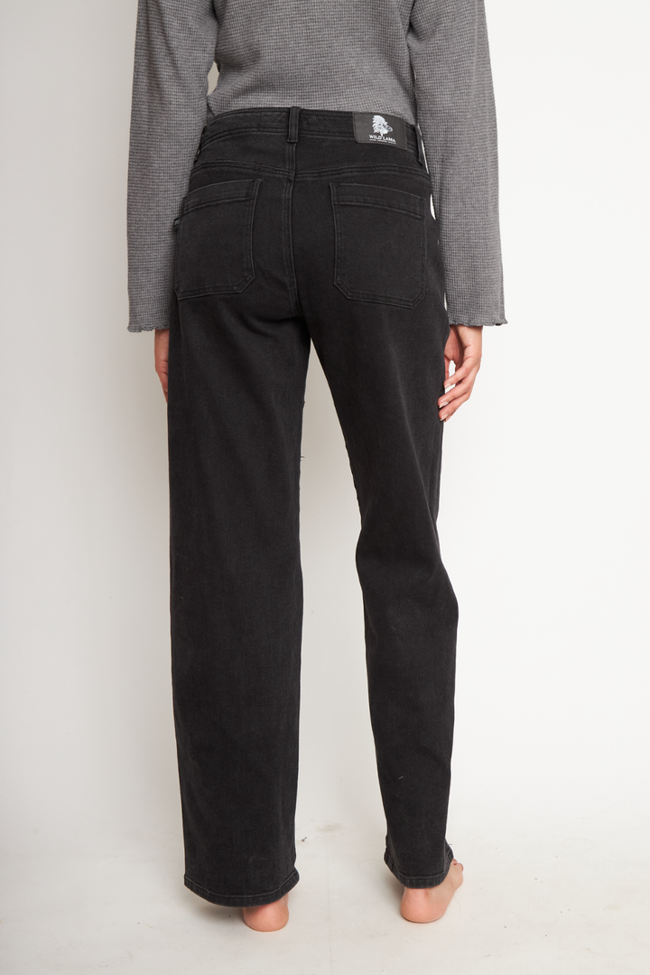Jeans Aira Orgánico Denim Negro Mujer