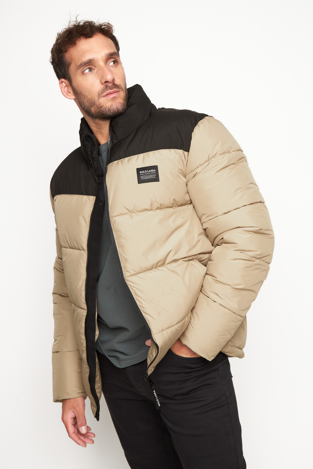 Parka Essential Reciclada Negra y Café Hombre