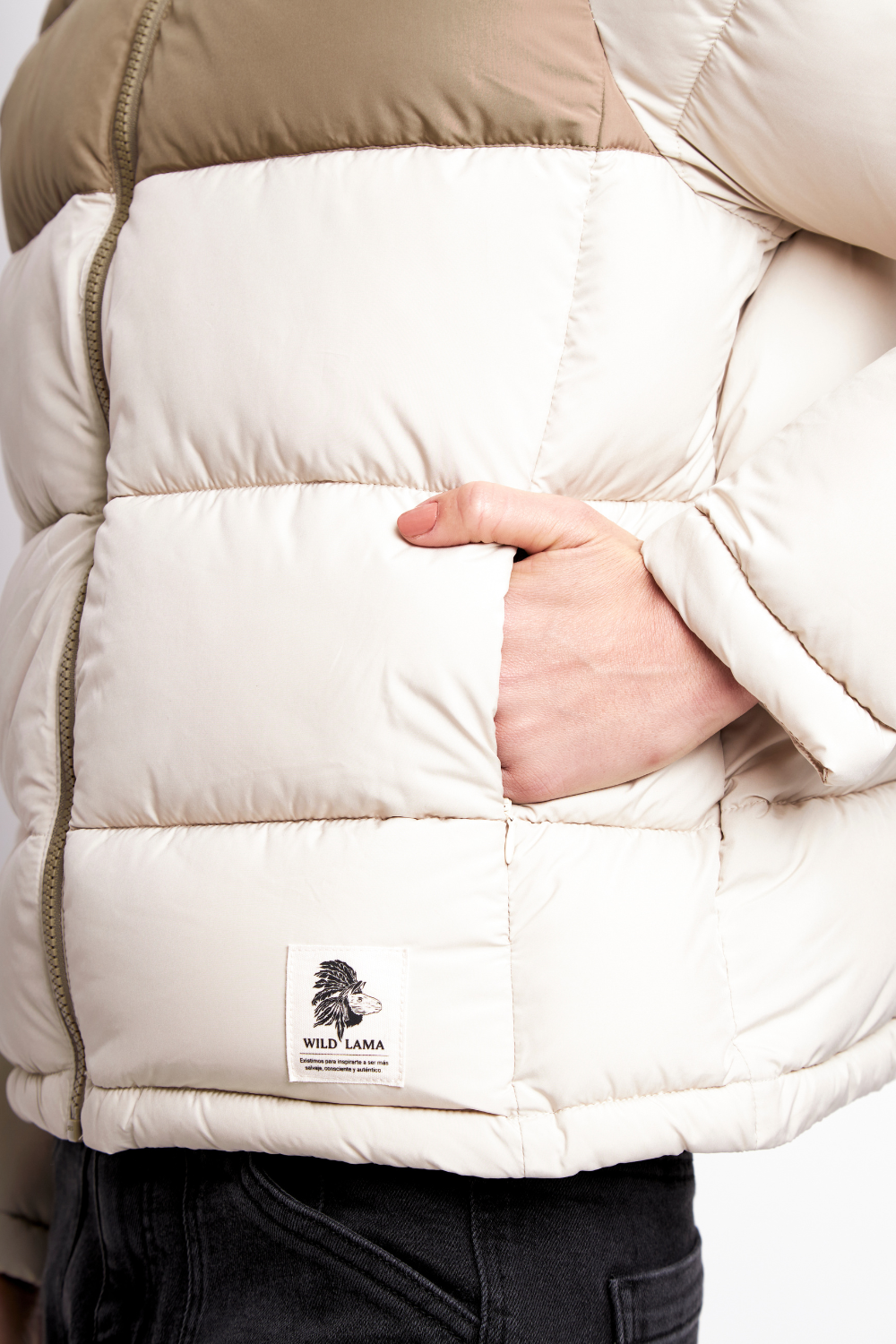 Parka Essential Reciclada Café Claro y Beige Mujer