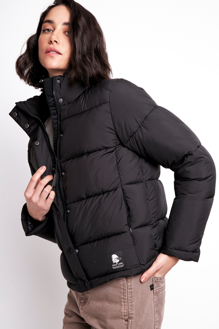 Parka Essential Puffa Reciclada Negro Mujer