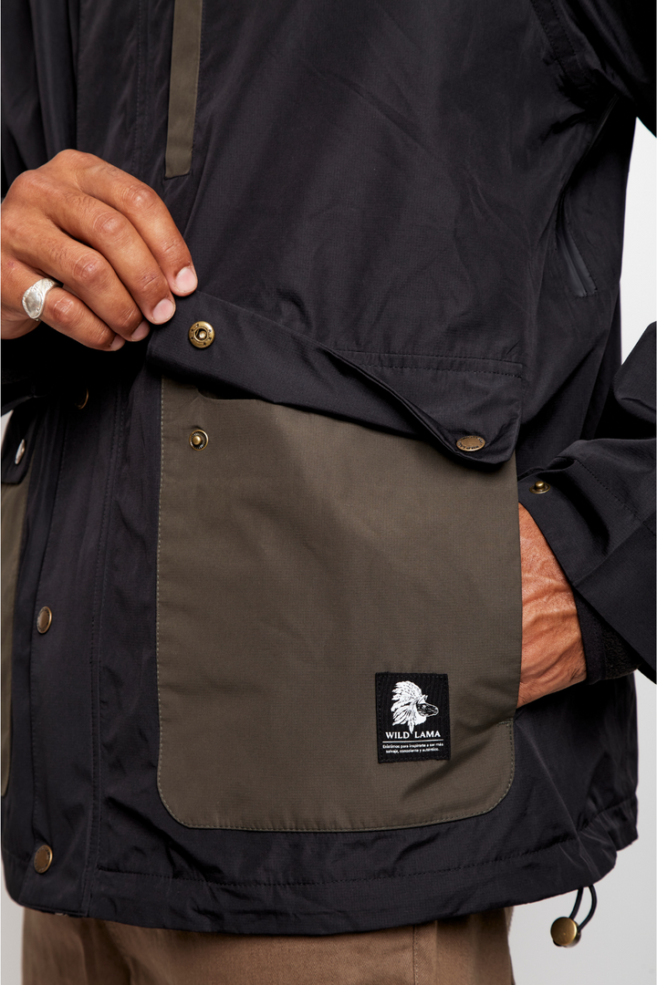 Impermeable Kol Reciclado Negro Hombre