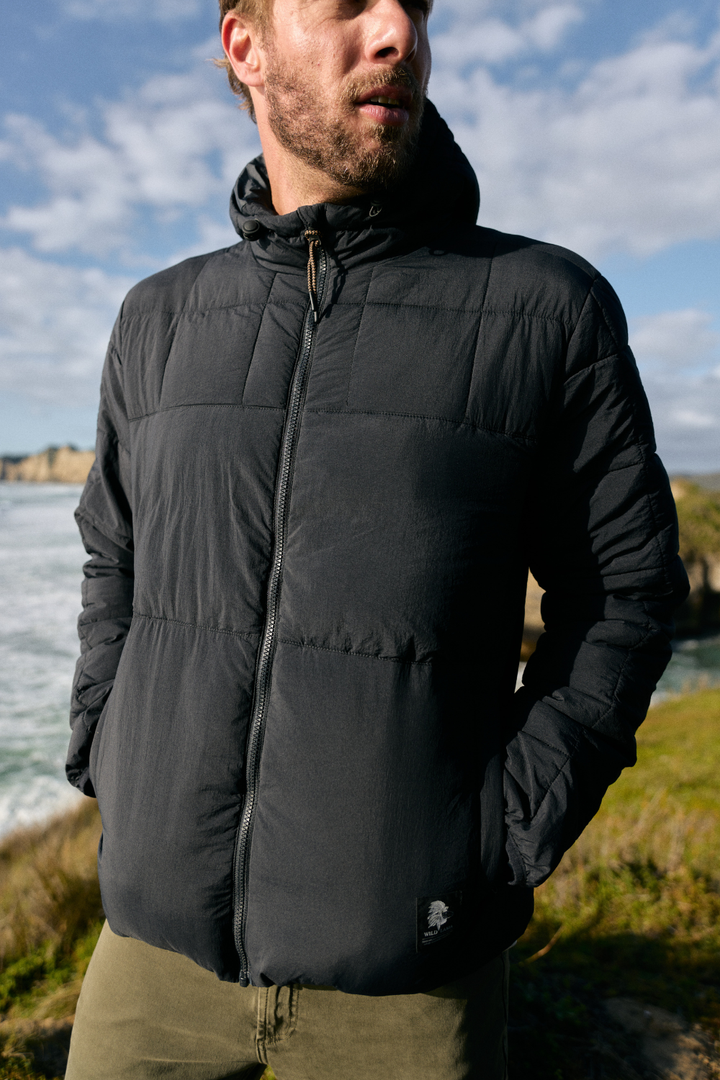 Parka PrimaLoft® Compactable Kun Reciclada Negra Hombre