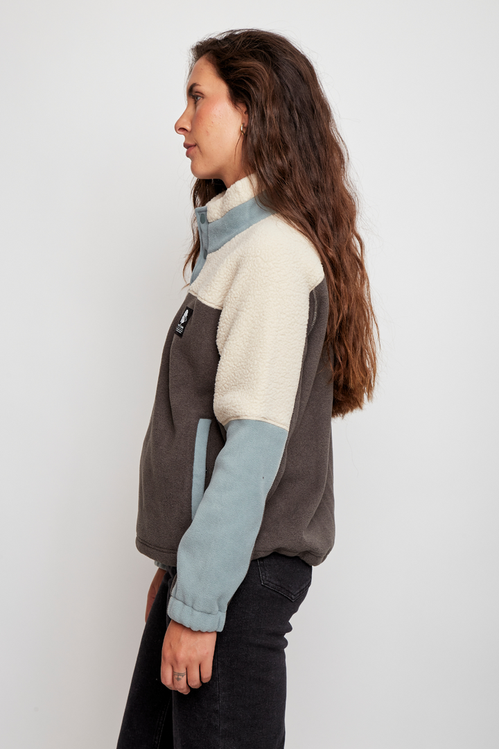 Polar Muna Reciclado Gris Mujer