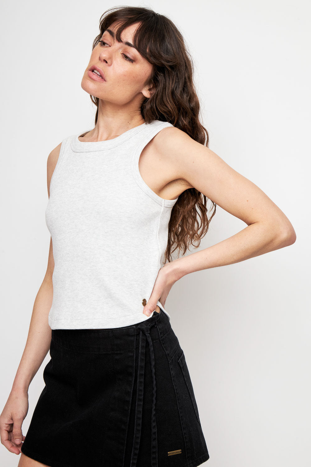 Polera Ani Orgánica Gris Mujer