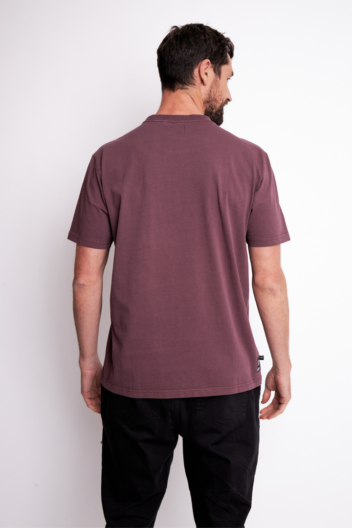 Polera Bat Orgánica Burdeo Hombre