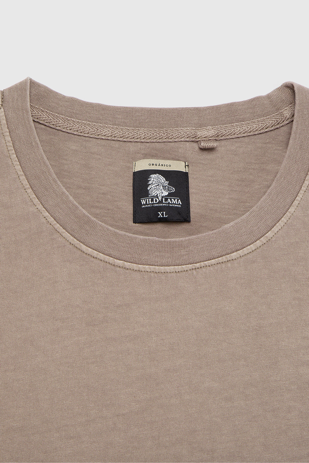 Polera Bat Orgánica Café Hombre