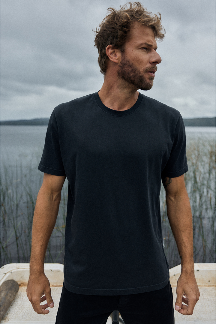 Polera Bat Orgánica Negra Hombre