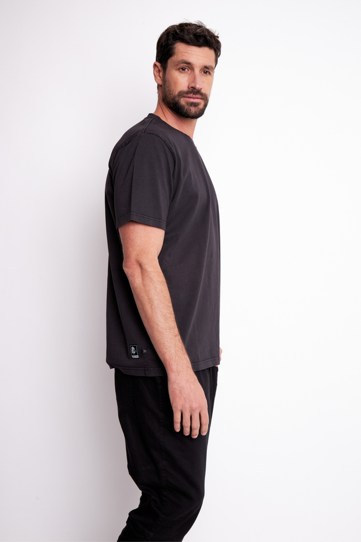 Polera Bat Parche Orgánica Negra Cóndor Hombre