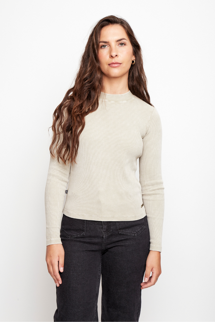 Polera Malmo Orgánica Beige Mujer