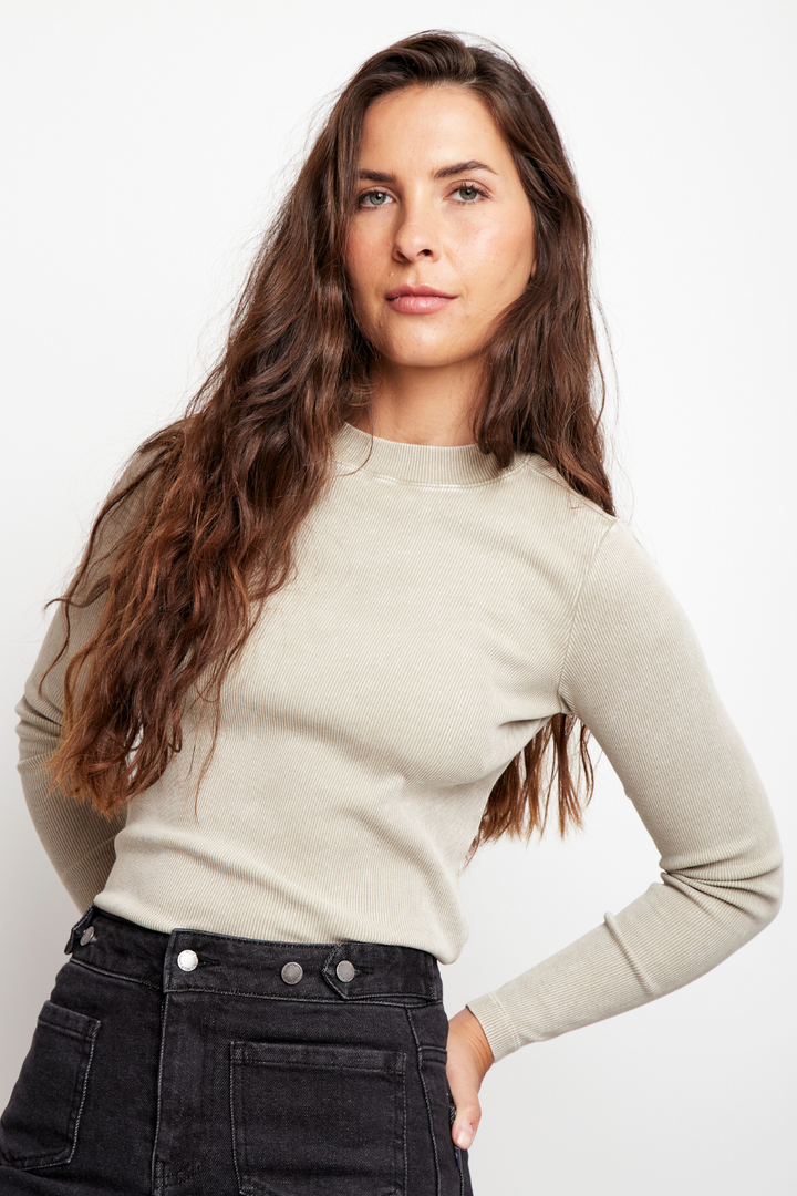 Polera Malmo Orgánica Beige Mujer