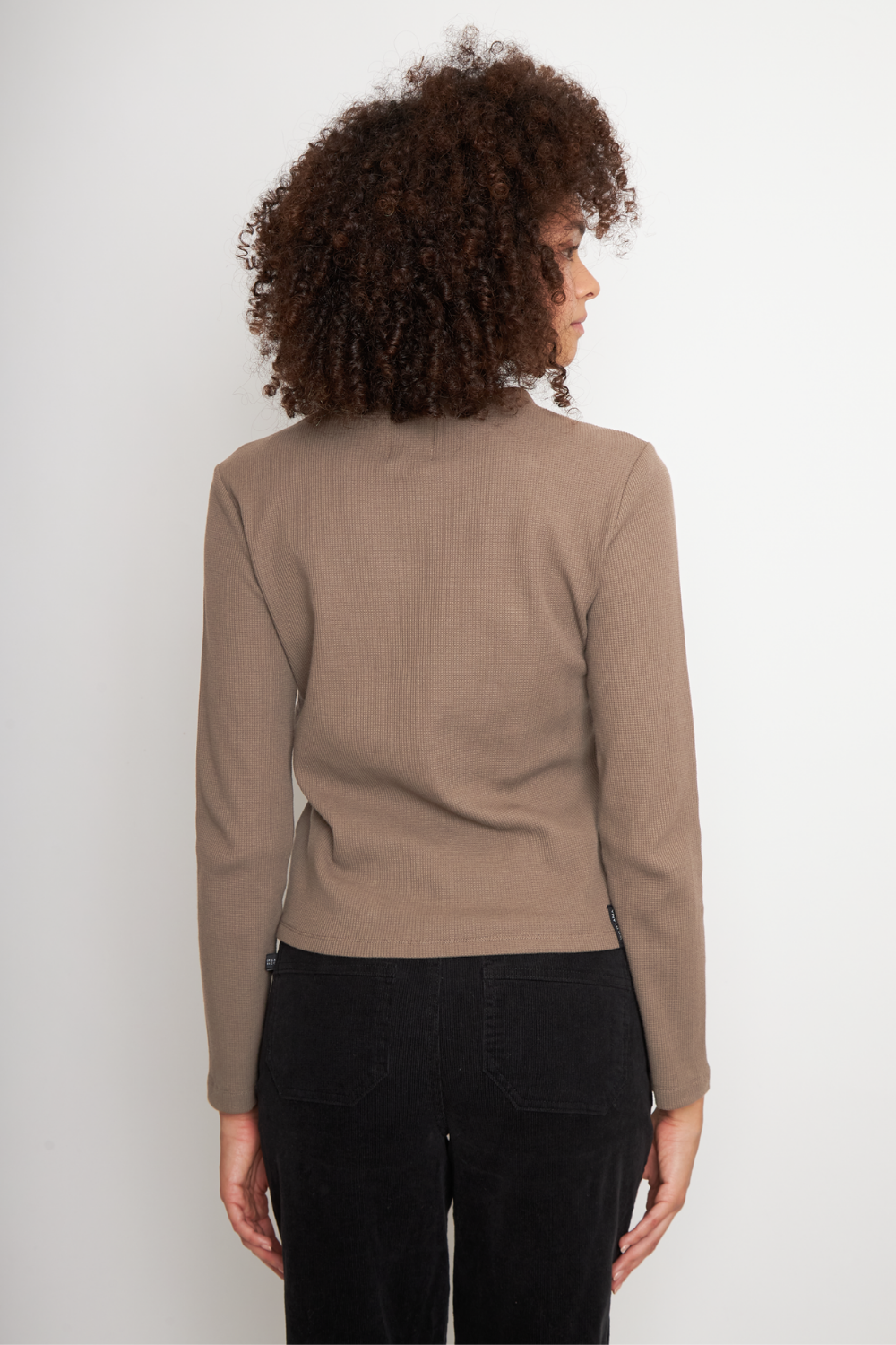 Polera Mambo Orgánica Café Mujer