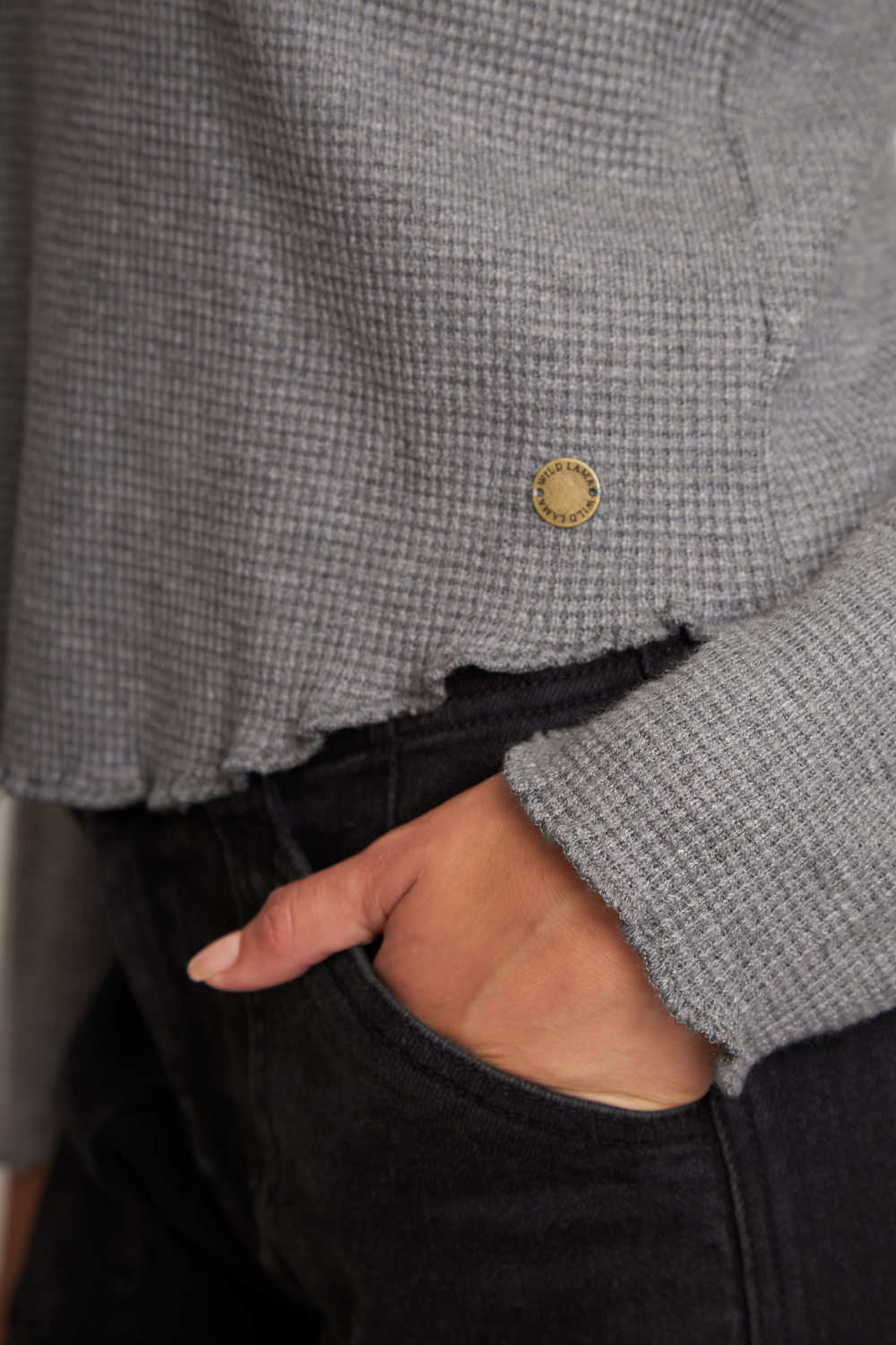 Polera Mora Gris Mujer