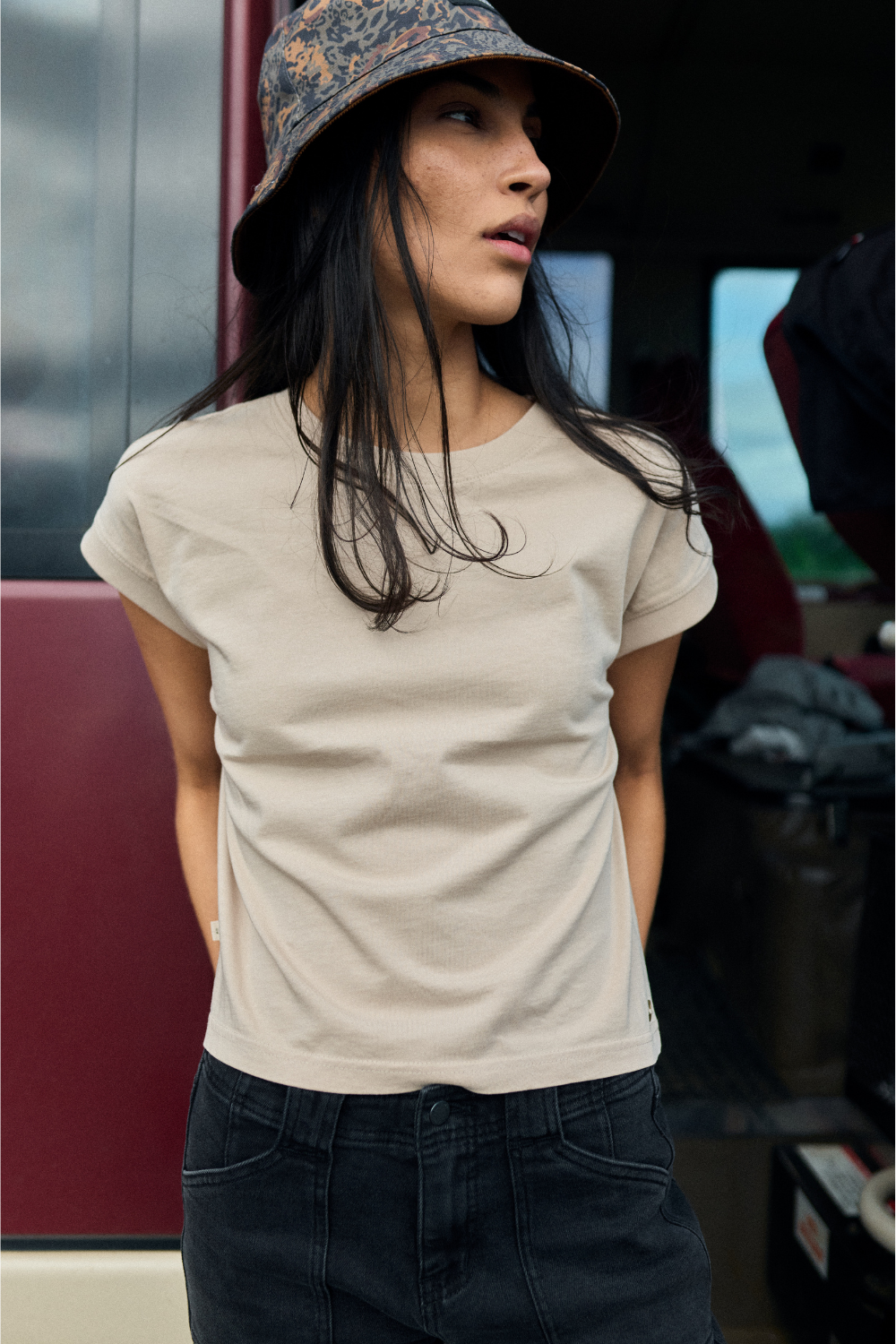 Polera Nina Orgánica Beige Mujer