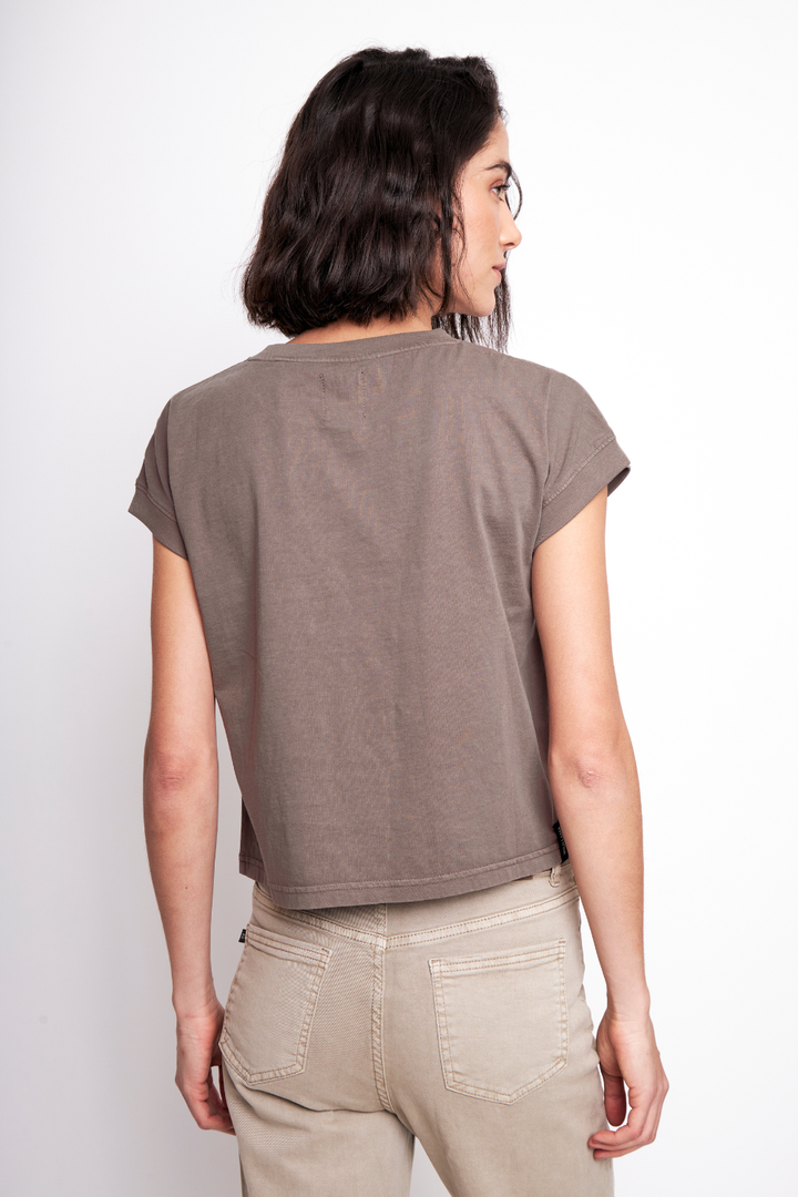 Polera Nina Orgánica Café Mujer