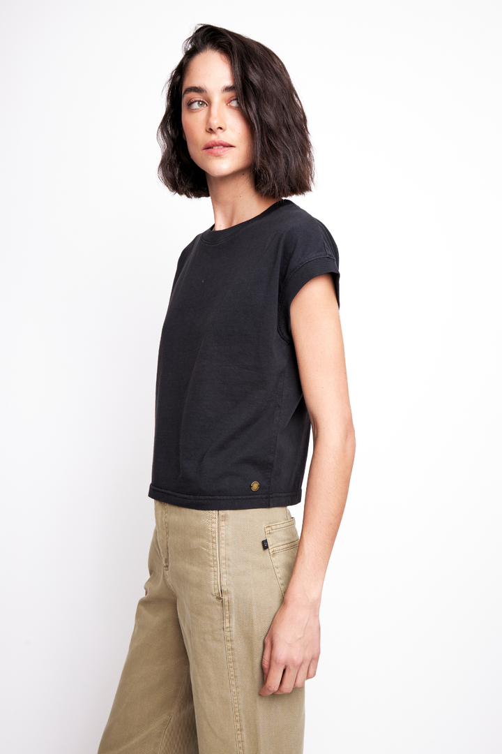 Polera Nina Orgánica Negra Mujer