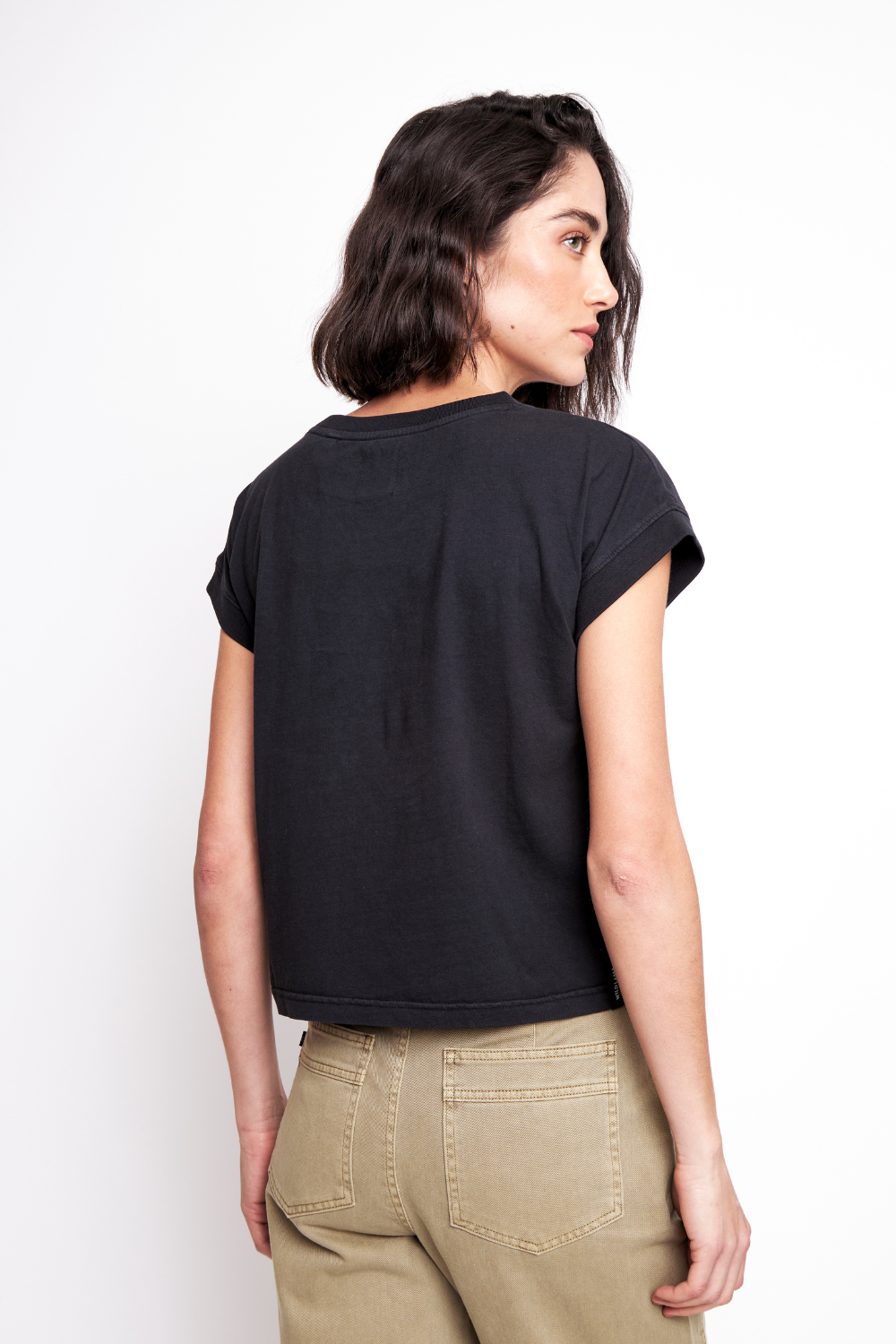 Polera Nina Orgánica Negra Mujer