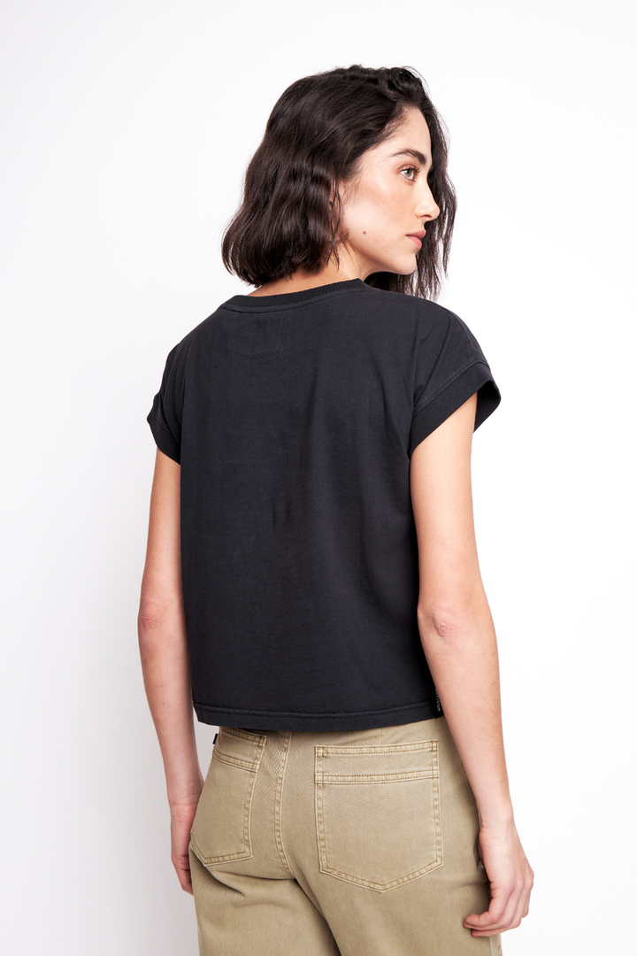 Polera Nina Orgánica Negra Mujer