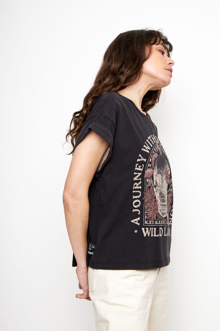Polera Nirva Orgánica Negra Mujer