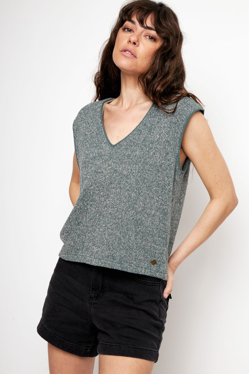 Polera Nora Orgánica Petróleo Mujer
