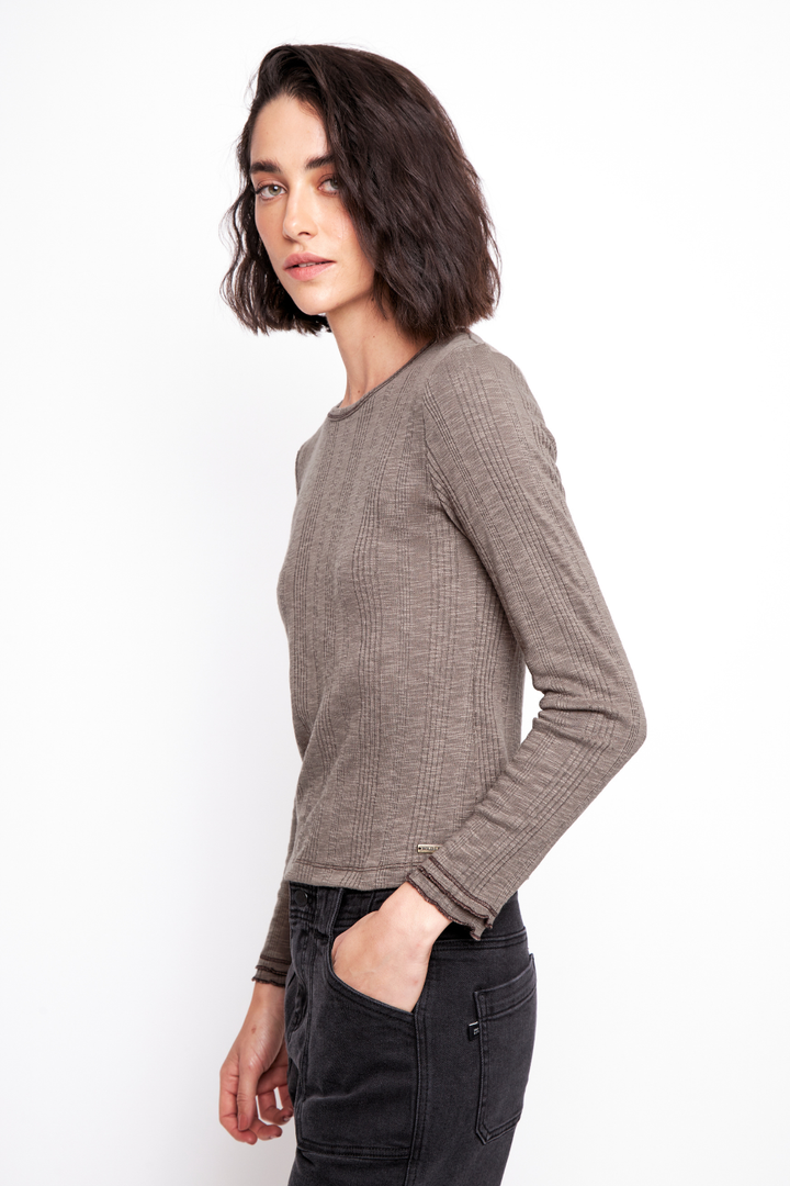 Polera Pampa Orgánica Café Mujer