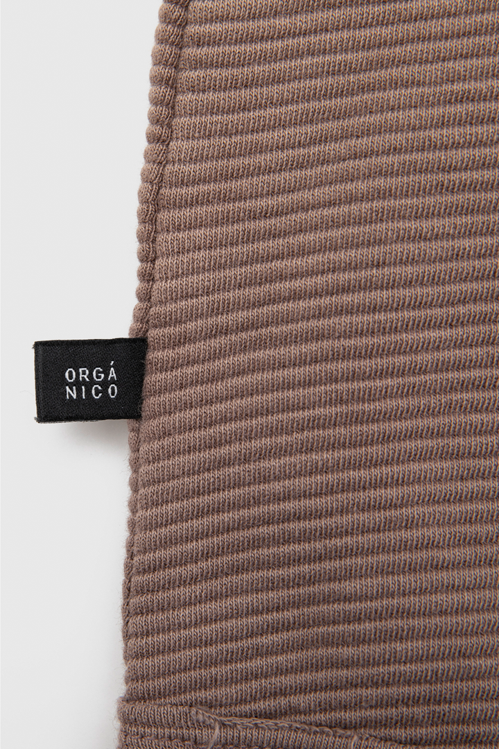 Polerón Raiza Orgánico Café Mujer