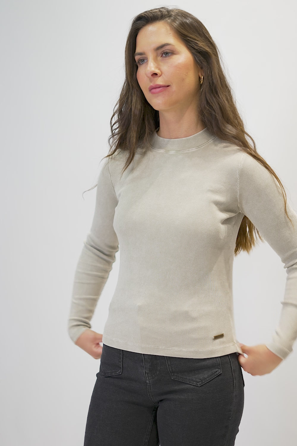 Polera Malmo Orgánica Beige Mujer