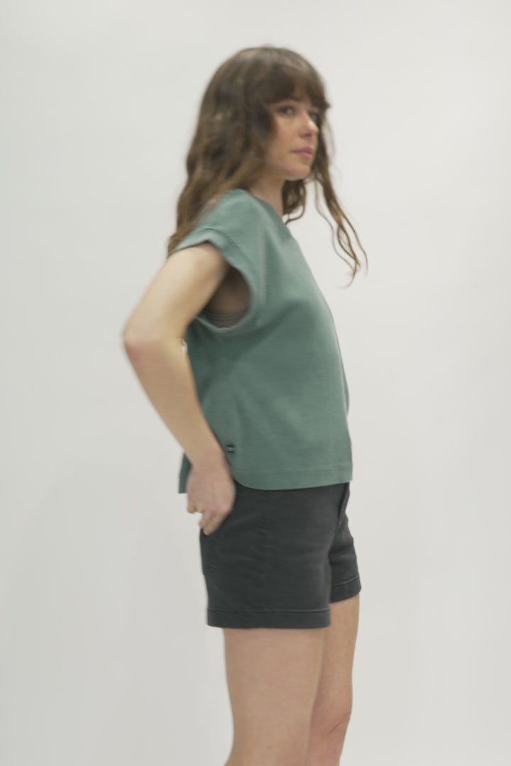 Polera Elis Orgánica Petróleo Mujer
