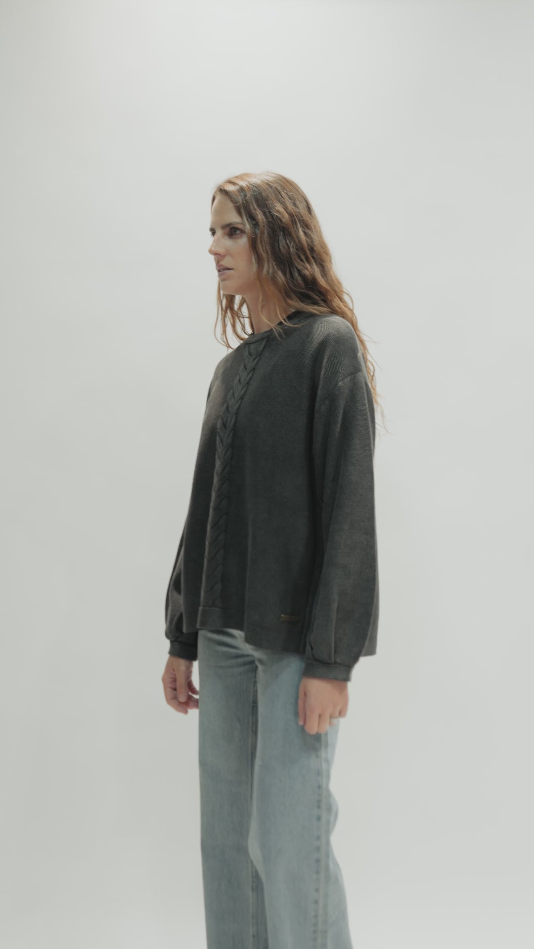 Sweater Noir negro video