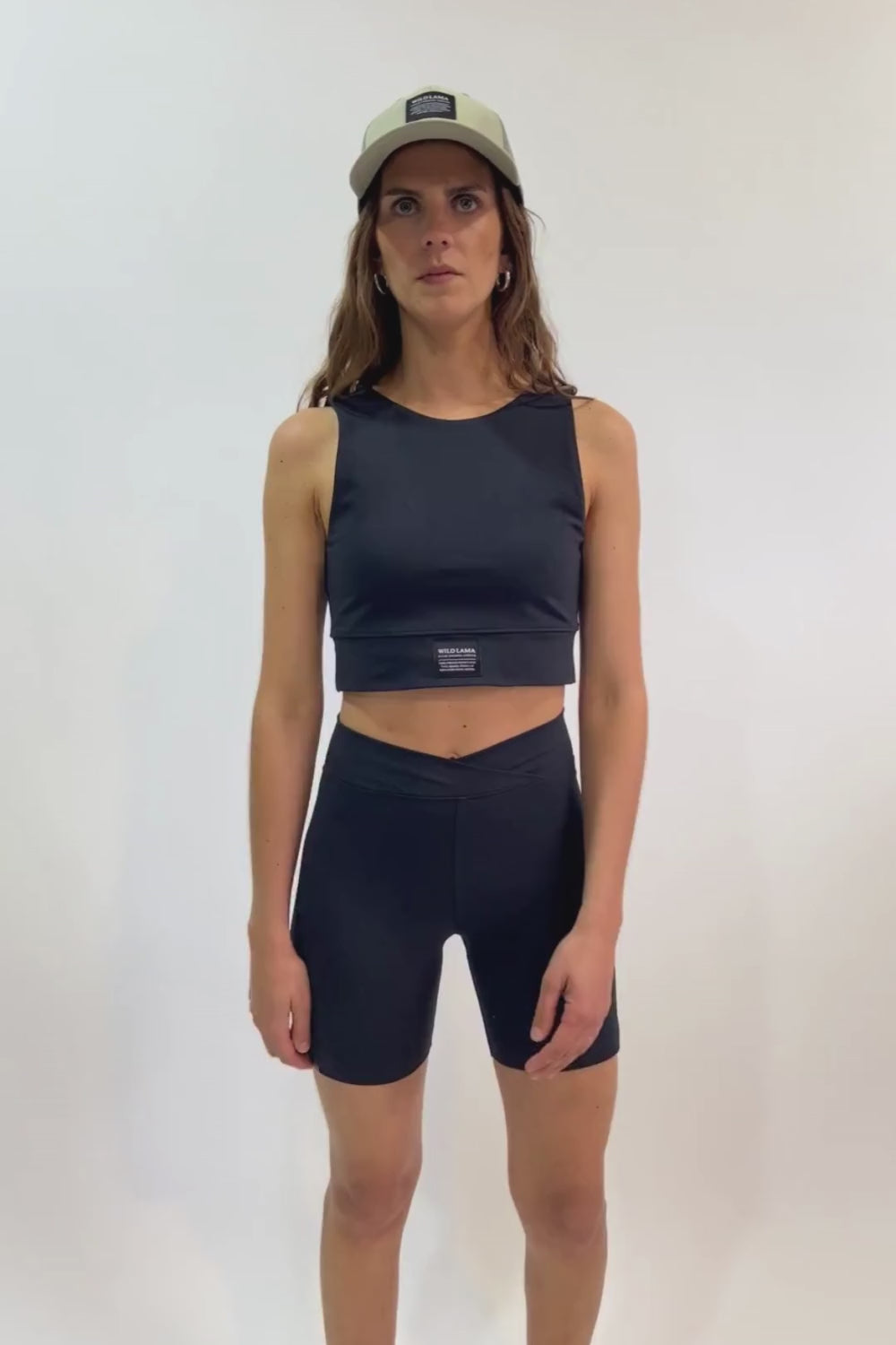 Peto Aura Move Reciclado Negro Mujer | Wild Lama