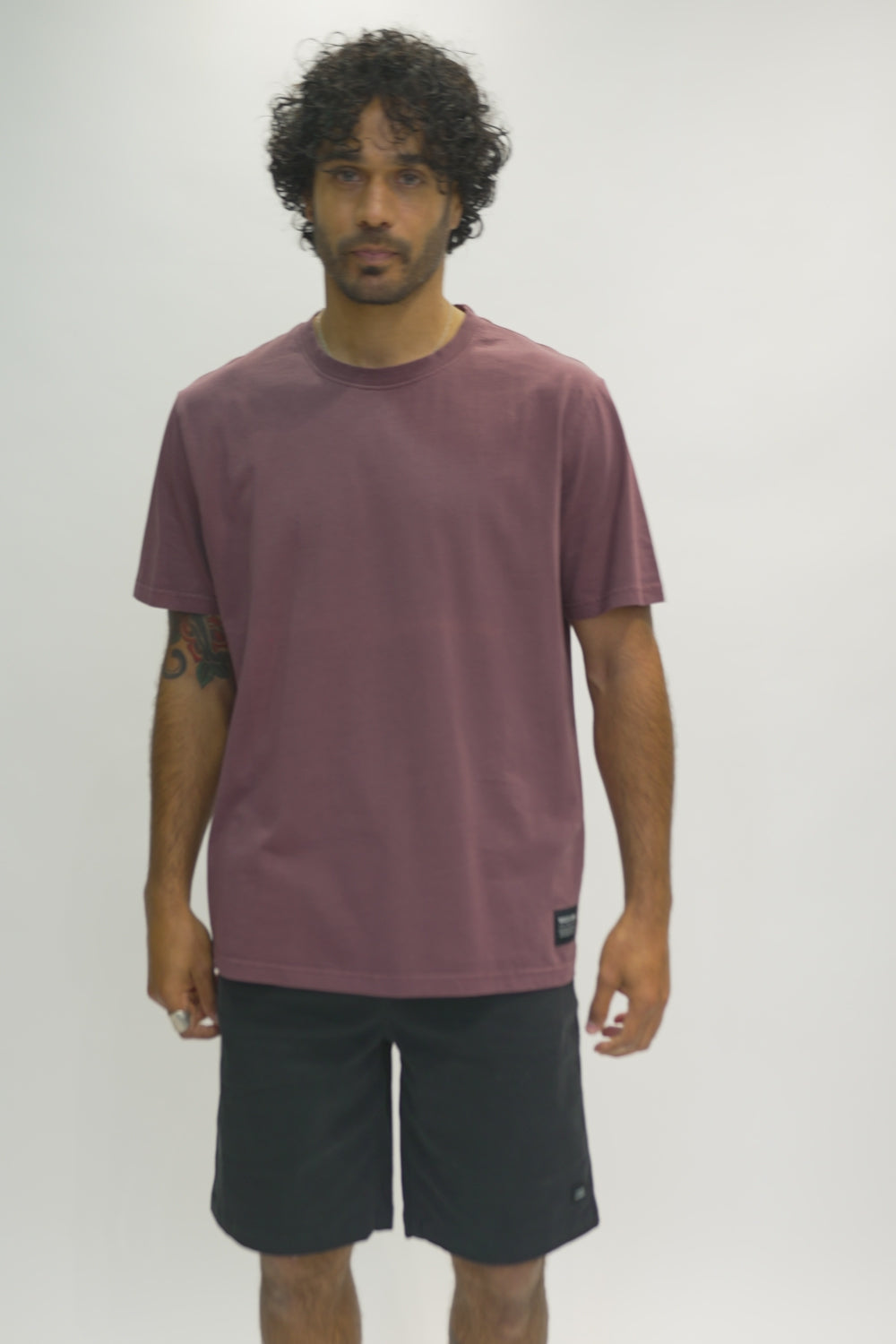 Polera Bat Orgánica Burdeo Hombre