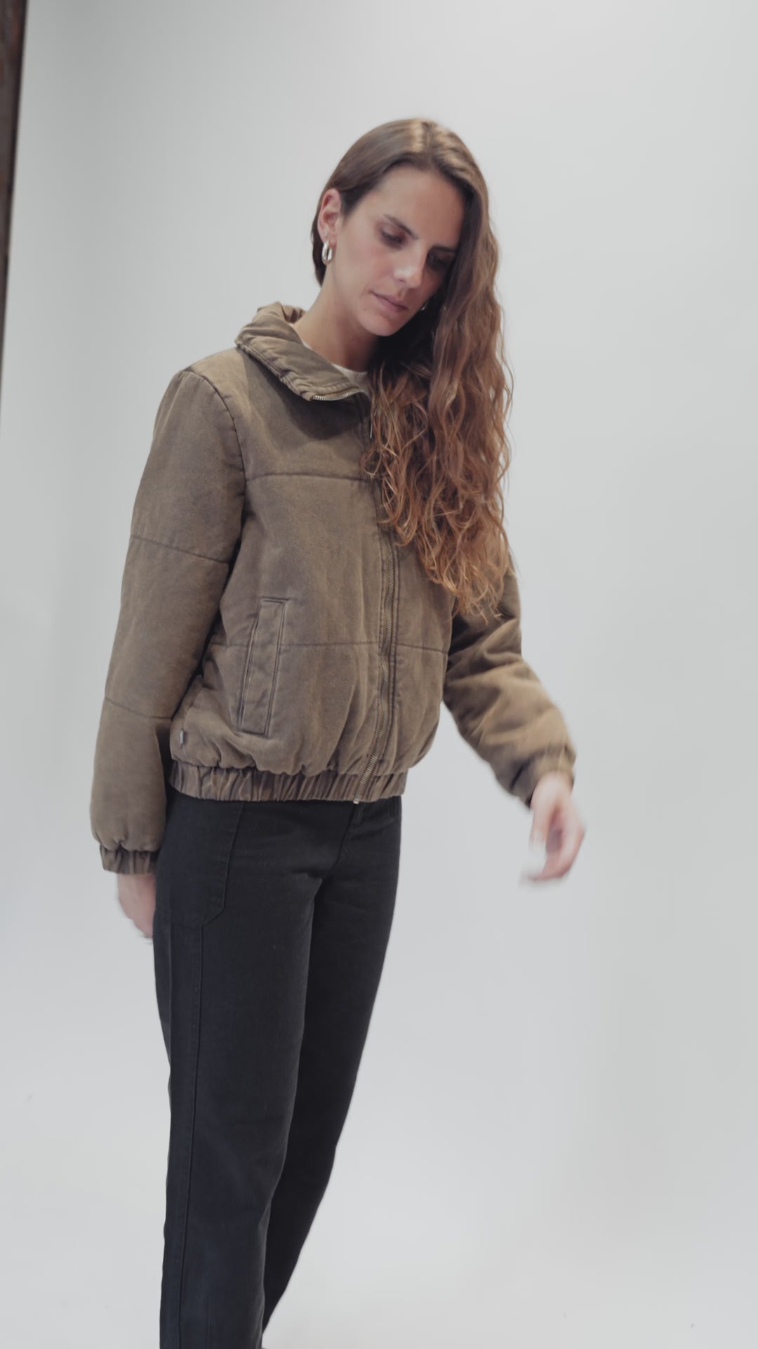 Parka Puffa Silveria Organica Cafe video