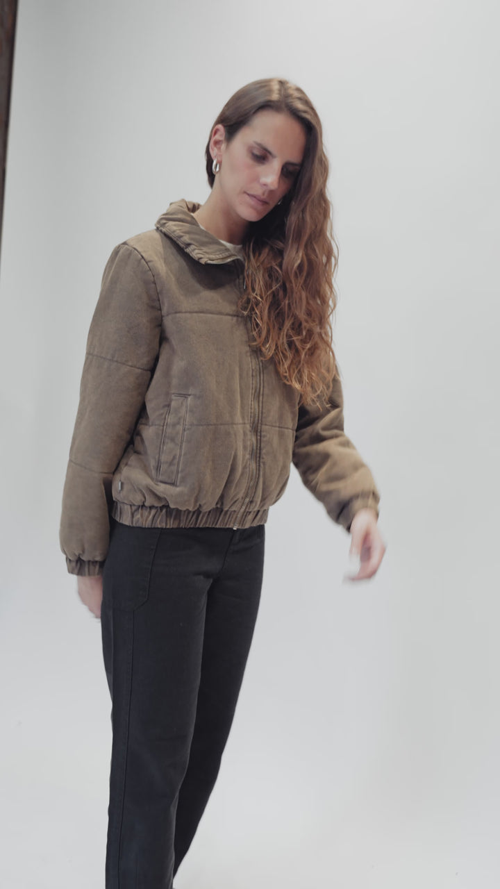 Parka Puffa Silveria Organica Cafe video