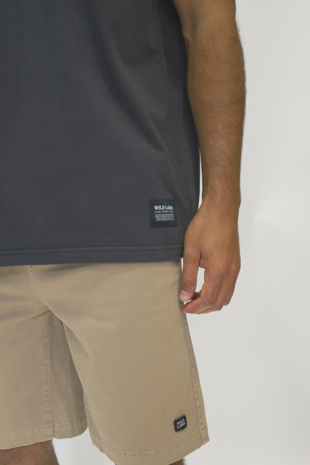 Polera Bat Orgánica Negra Hombre