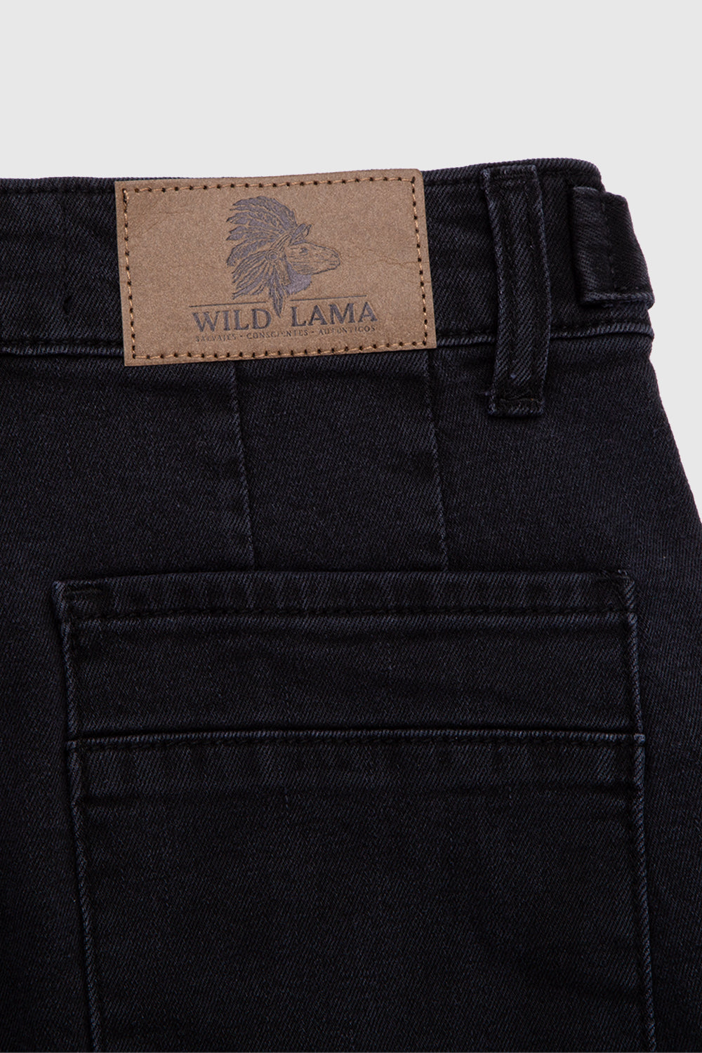 Short Nix Orgánico Denim Negro Mujer