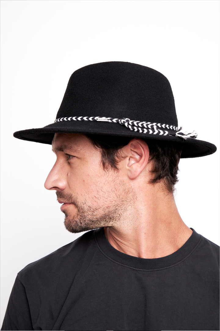 Sombrero Tilo Fibra de Origen Natural Negro