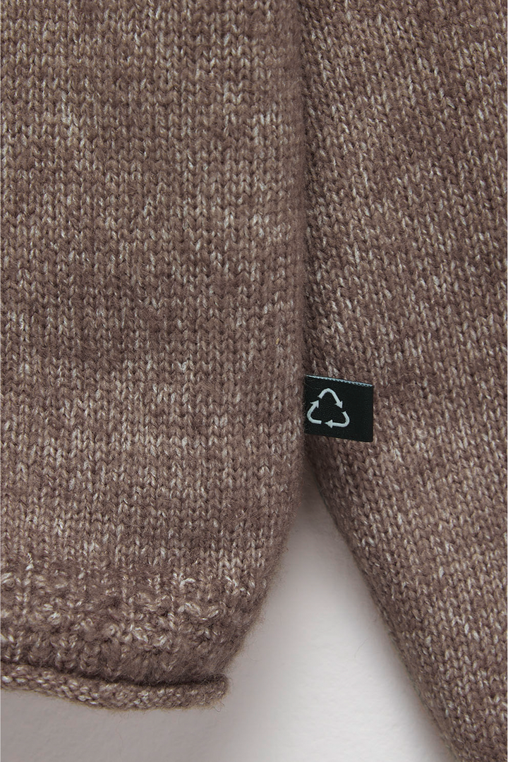 Sweater Buga Reciclado Café Mujer