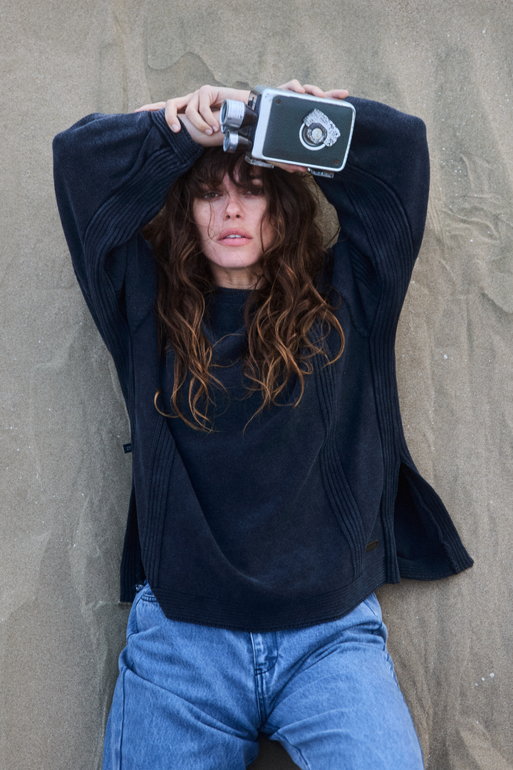 Sweater Viga Orgánico Negro Mujer