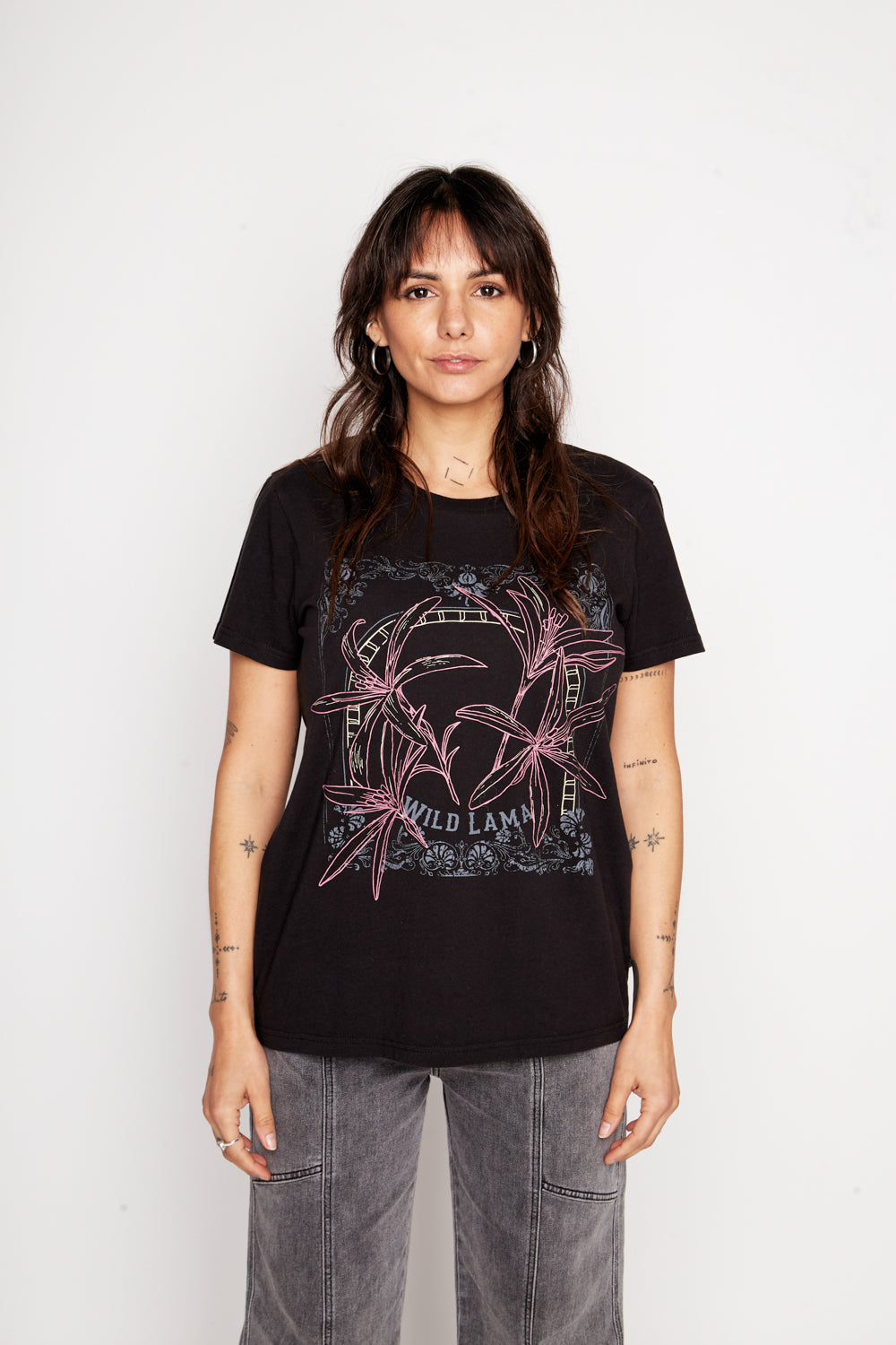 Polera Tila Orgánica Negra Mujer