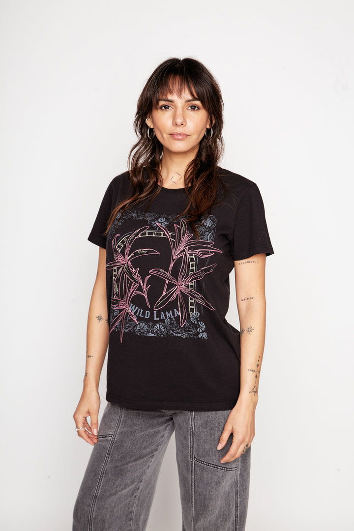 Polera Tila Orgánica Negra Mujer