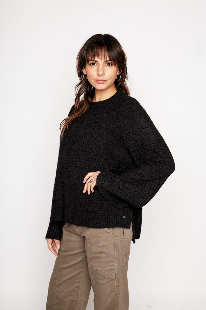 Sweater Akebia Reciclado Negro Mujer
