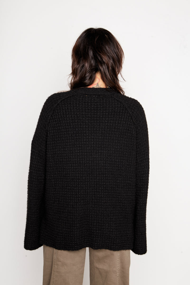 Sweater Akebia Reciclado Negro Mujer