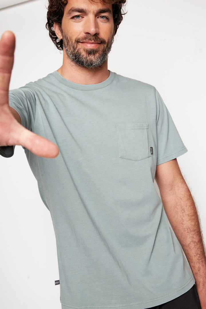 Polera Slim Fit Bichu Orgánico Verde Hombre