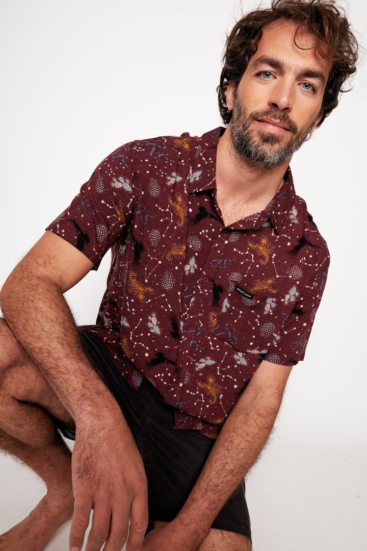 Guayabera Mero Fibras Viscosa Burdeo Hombre