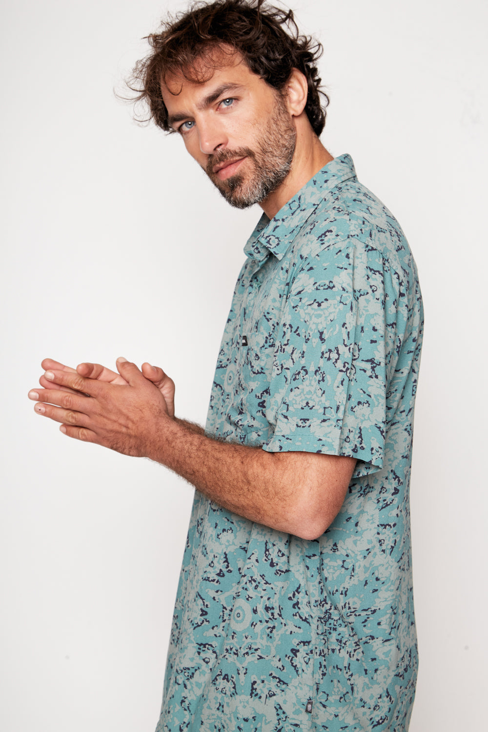 Guayabera Mero Viscosa Verde Hombre