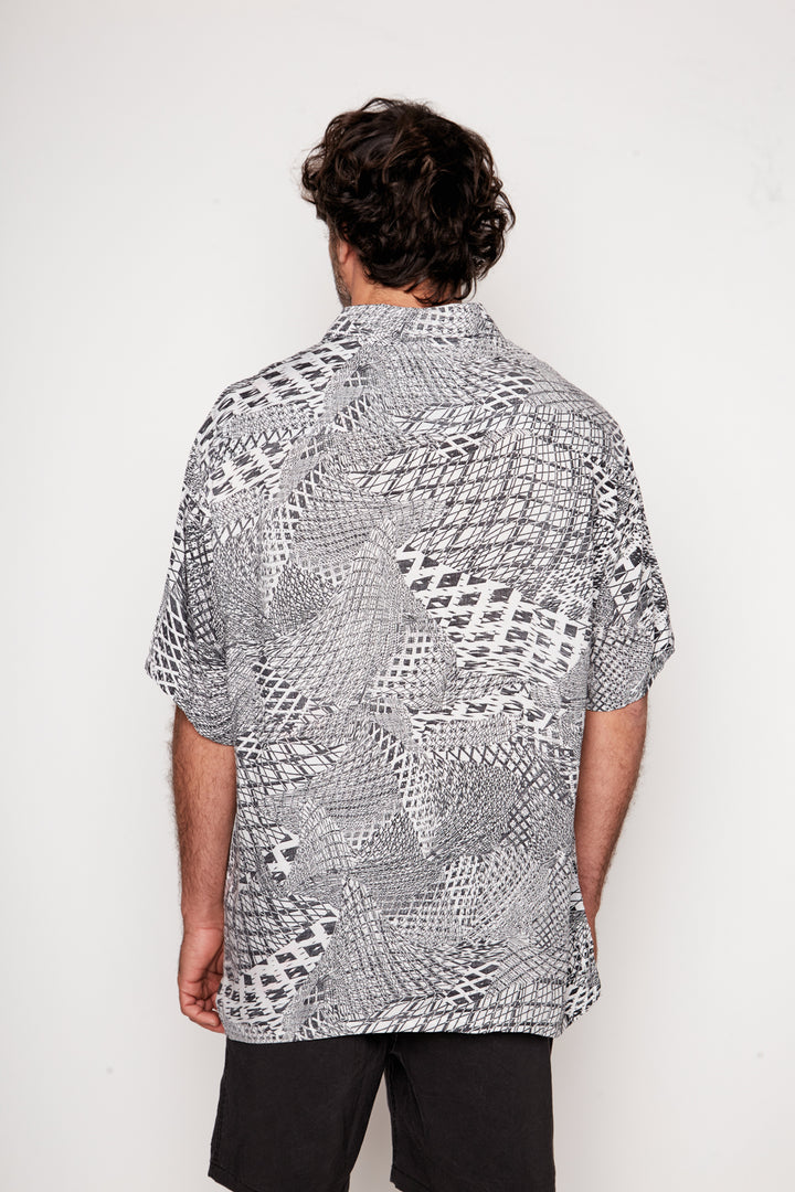 Guayabera Bunche Geométrico Blanco Negro